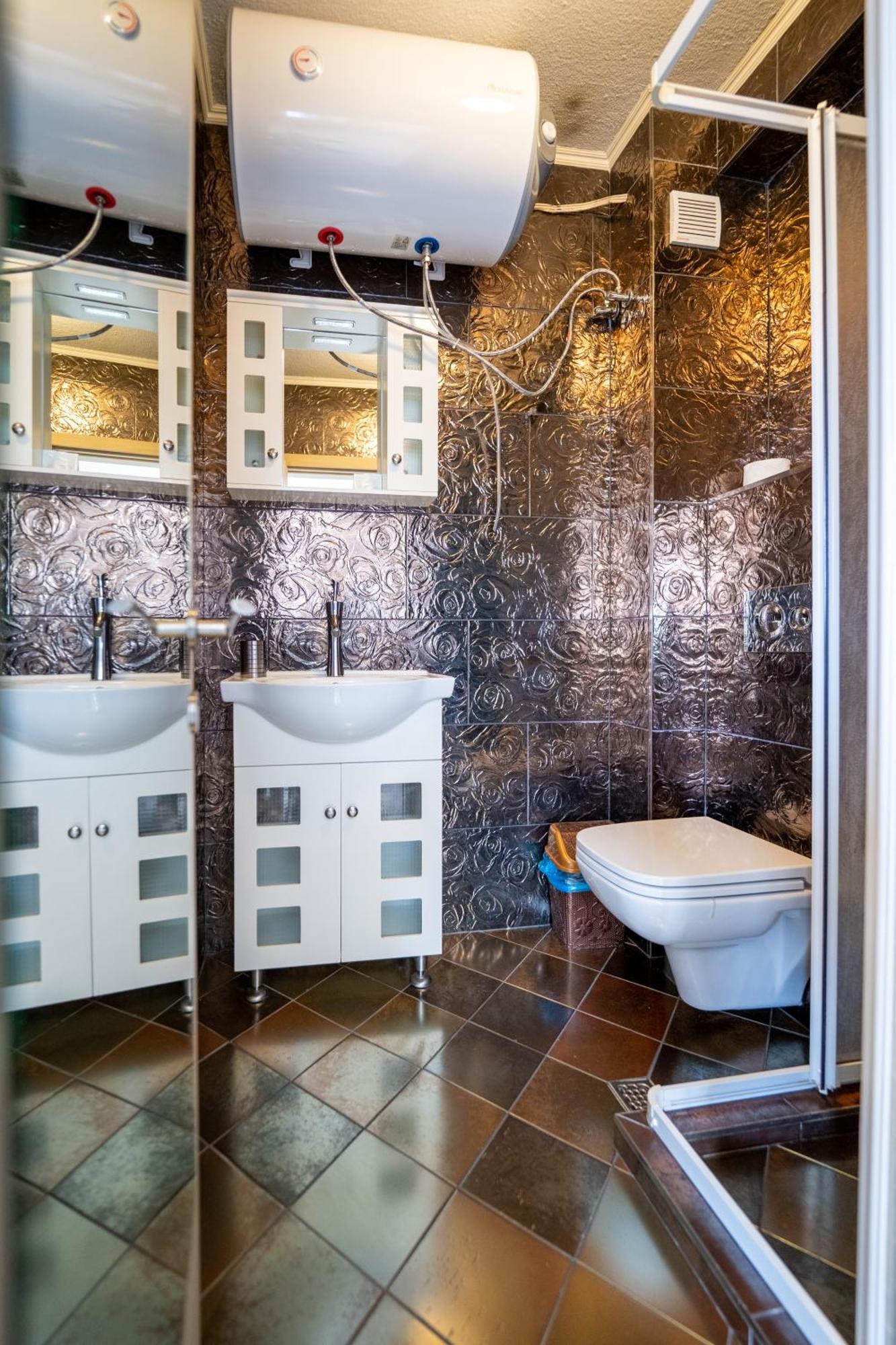 Funky Apartment In Studentski Grad София Екстериор снимка